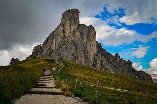 珠寶店簡介文案